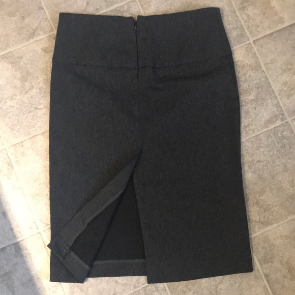 😎🥰3 for 20! Dark gray pencil skirt - Picture 3 of 3